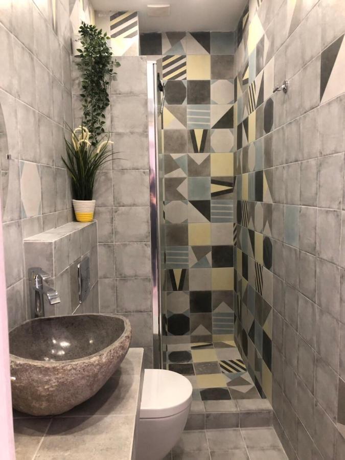 Relax Apartment Περαία Εξωτερικό φωτογραφία